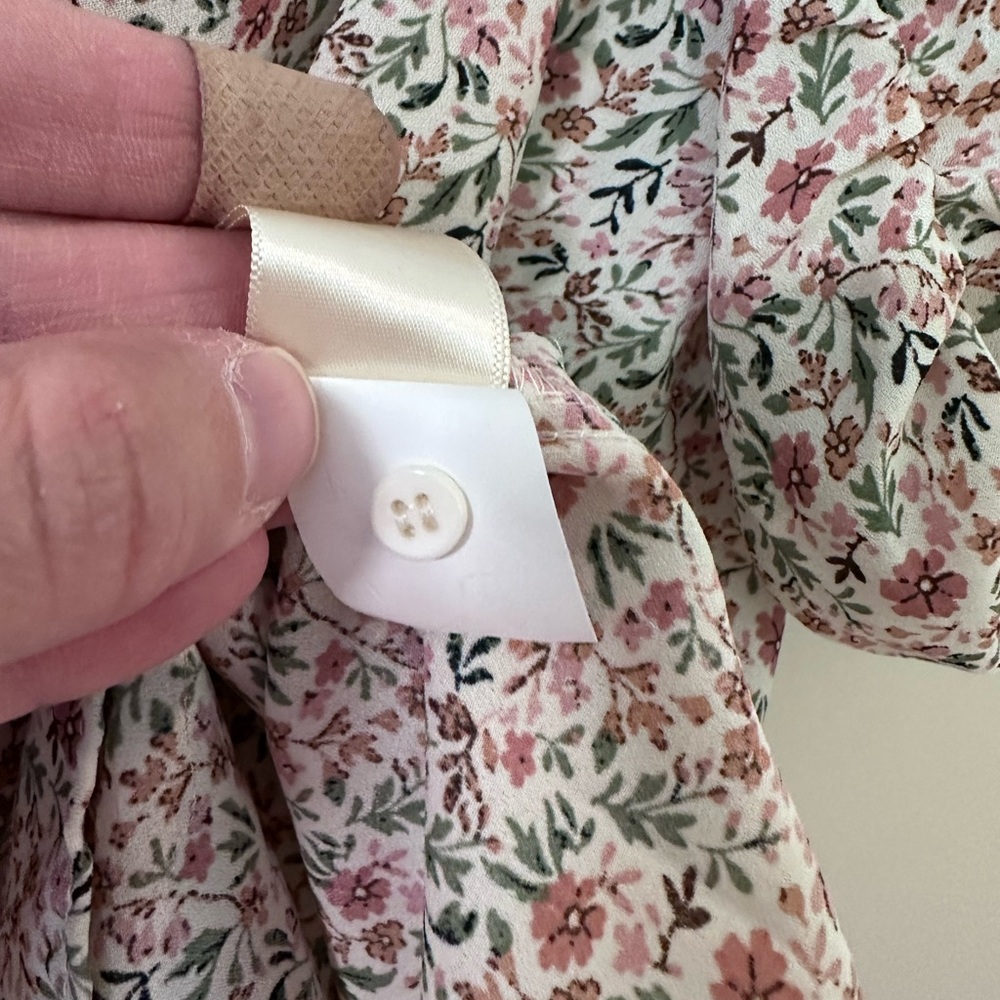 Max Studio Cream Relaxed Ruffled Blouse - Picture 6 of 8